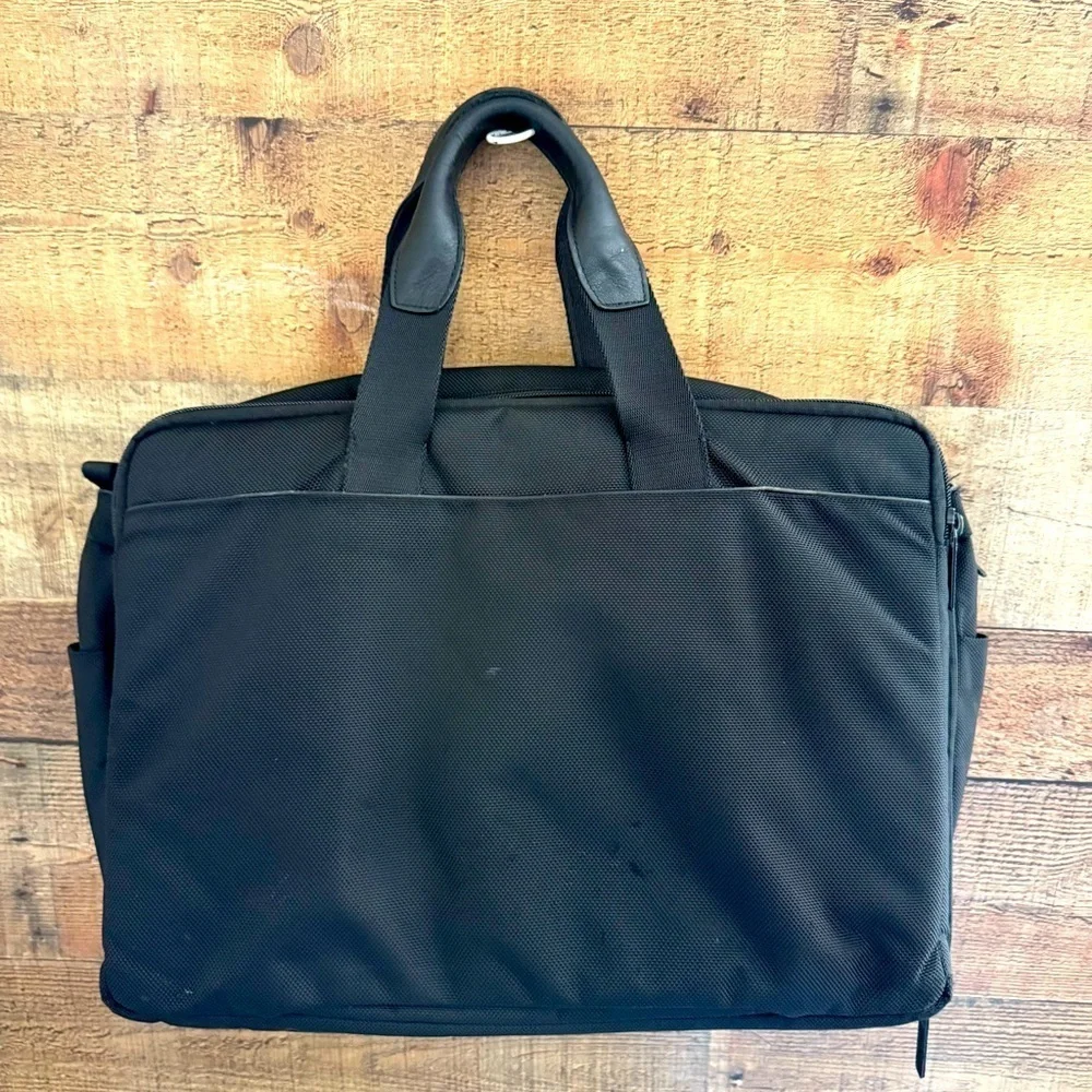 Tumi T-Tech Network T-Pass Expandable Solid Nylon Messenger Briefcase Bag